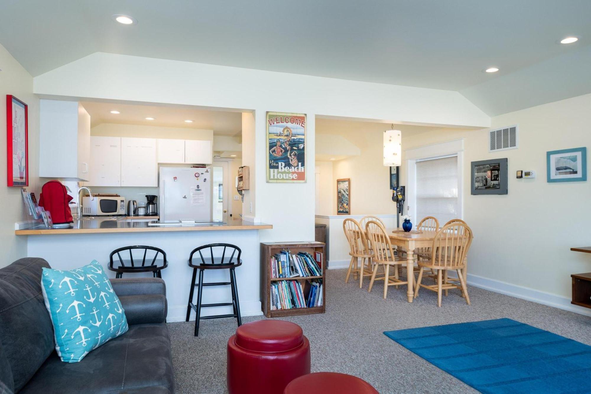 Nyevana Beach House Newport Exterior photo